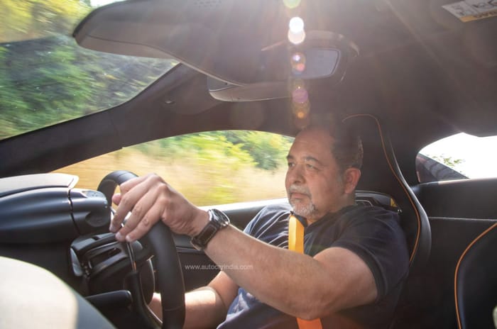 McLaren Artura Shapur driving